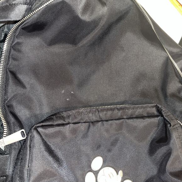 Disney Backpack Mickey And Friends Genuine Mousewear- Disney World - Picture 12 of 12